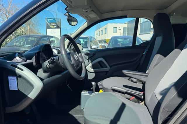 Smart Fortwo (2013) thumbnail 8