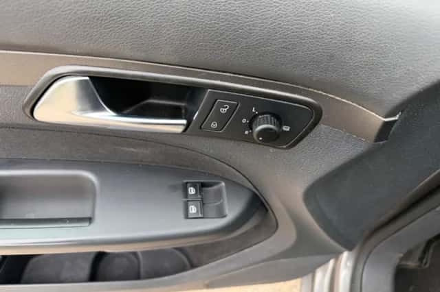 Volkswagen Touran (2007) thumbnail 13