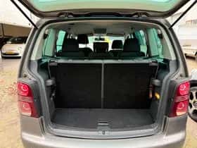 Volkswagen Touran (2007) thumbnail 18