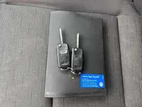 Volkswagen Touran (2007) thumbnail 20
