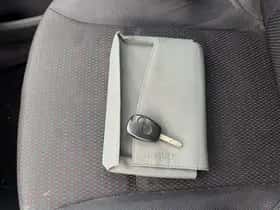 Renault Clio (2007) thumbnail 17
