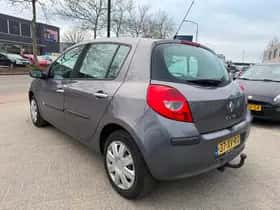 Renault Clio (2007) thumbnail 4