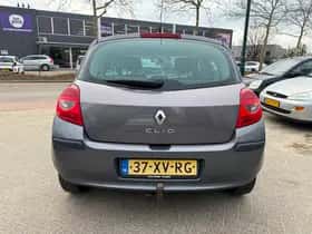 Renault Clio (2007) thumbnail 6