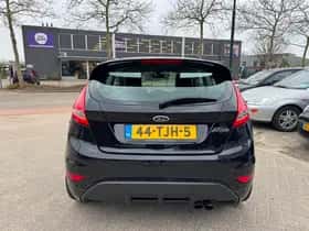 Ford Fiesta (2012) thumbnail 5