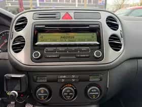 Volkswagen Tiguan (2009) thumbnail 16