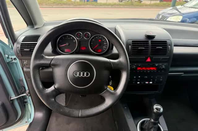 Audi A2 (2002) thumbnail 11