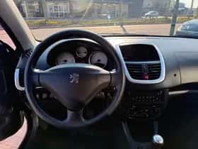 Peugeot 206 (2009) thumbnail 11