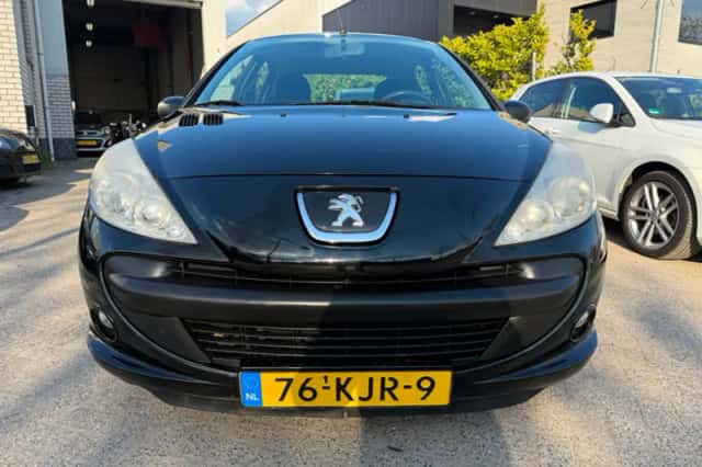 Peugeot 206 (2009) thumbnail 5