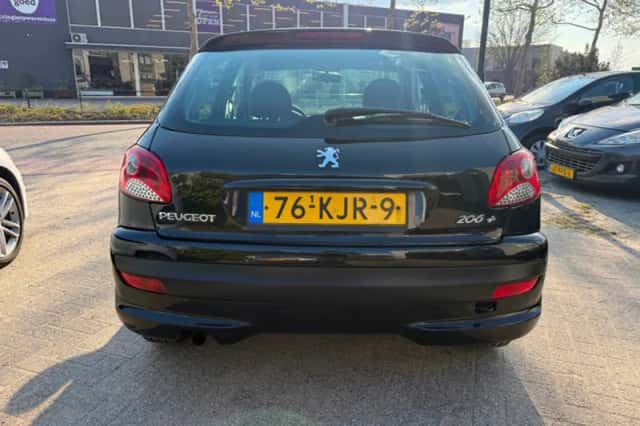 Peugeot 206 (2009) thumbnail 6