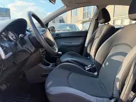 Peugeot 206 (2009) thumbnail 9