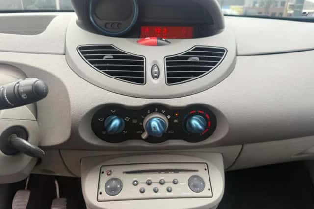 Renault Twingo (2007) thumbnail 12