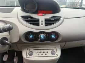 Renault Twingo (2007) thumbnail 12