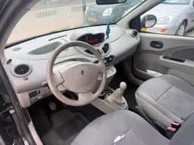 Renault Twingo (2007) thumbnail 7
