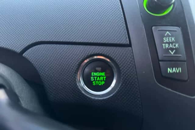 Toyota Yaris (2005) thumbnail 14