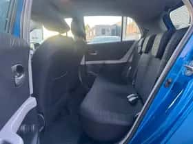 Toyota Yaris (2005) thumbnail 18