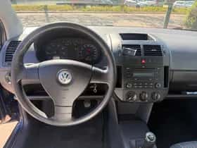 Volkswagen Polo (2008) thumbnail 11