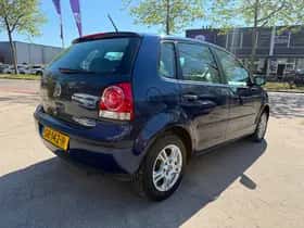 Volkswagen Polo (2008) thumbnail 3