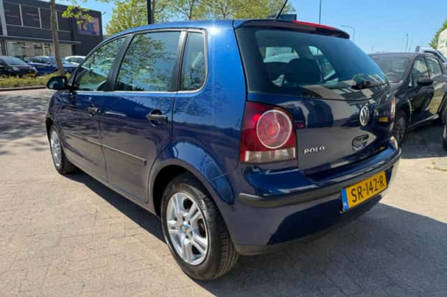 Volkswagen Polo (2008) thumbnail 4