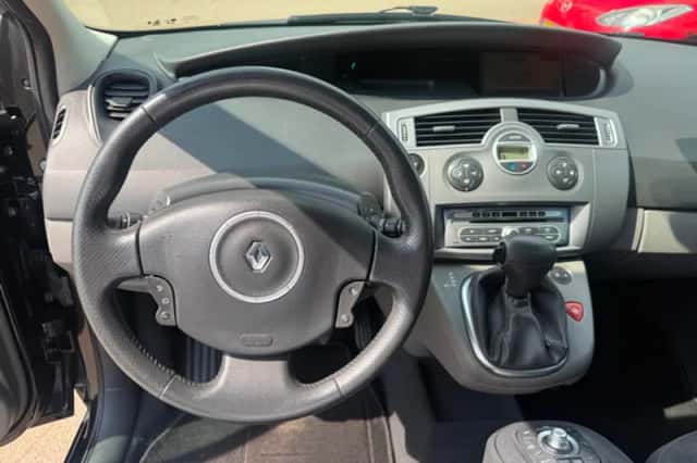 Renault Grand Scénic (2007) thumbnail 15