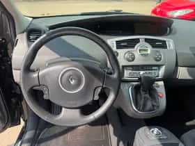 Renault Grand Scénic (2007) thumbnail 15