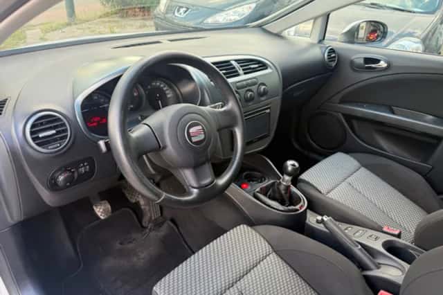SEAT Leon (2009) thumbnail 8