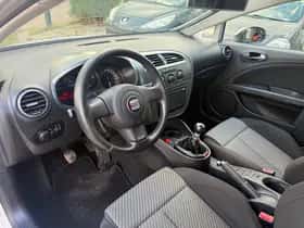 SEAT Leon (2009) thumbnail 8
