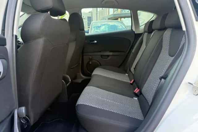 SEAT Leon (2009) thumbnail 10