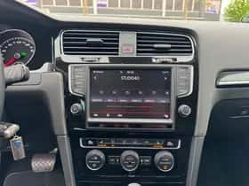 Volkswagen Golf (2015) thumbnail 14