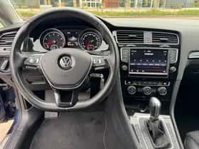 Volkswagen Golf (2015) thumbnail 10