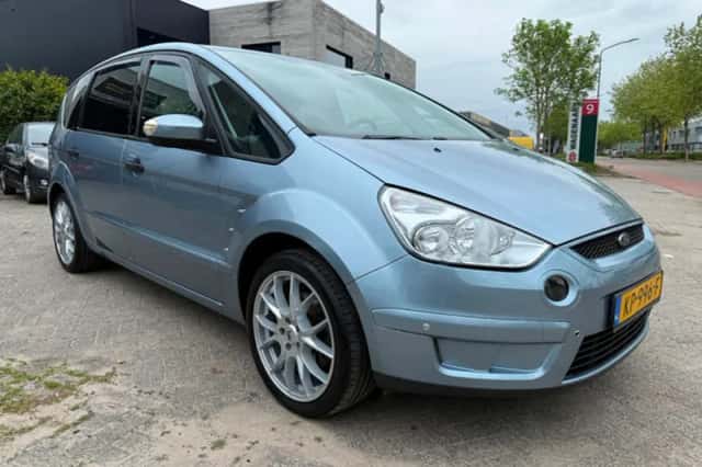 Ford S-Max (2007) thumbnail 2