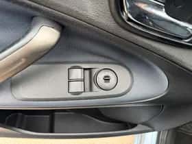 Ford S-Max (2007) thumbnail 17