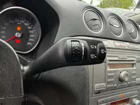 Ford S-Max (2007) thumbnail 19