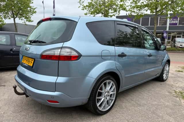Ford S-Max (2007) thumbnail 3