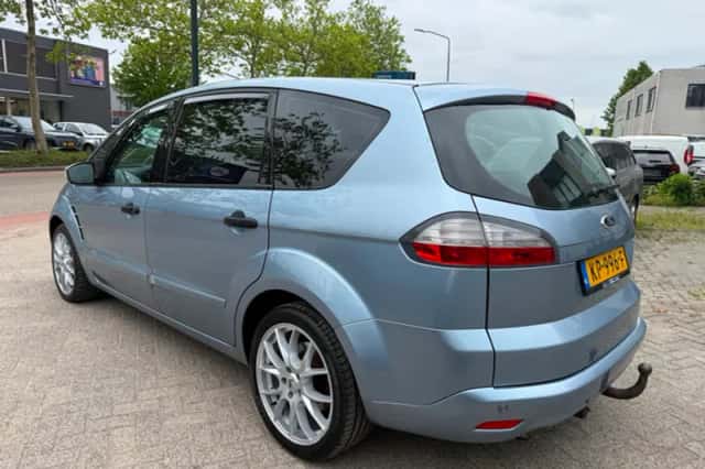 Ford S-Max (2007) thumbnail 4