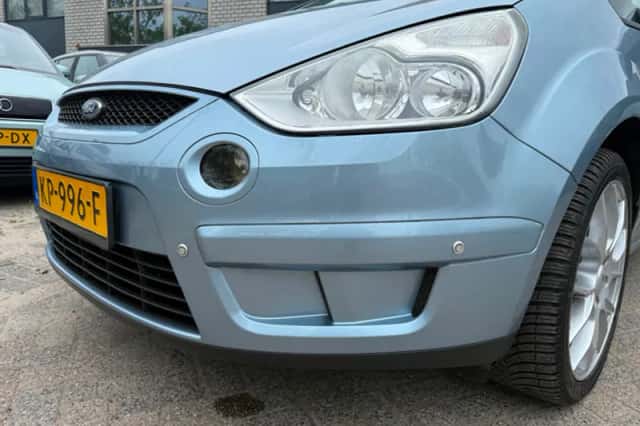 Ford S-Max (2007) thumbnail 9