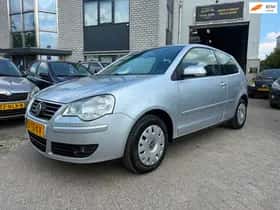 Volkswagen Polo (2006) thumbnail 1