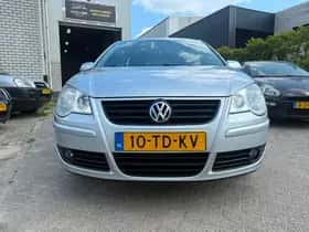 Volkswagen Polo (2006) thumbnail 5