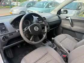 Volkswagen Polo (2006) thumbnail 7