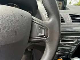 Renault Mégane (2015) thumbnail 20
