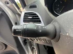 Renault Mégane (2015) thumbnail 22