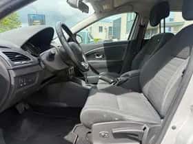 Renault Mégane (2015) thumbnail 9
