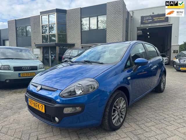 Fiat Punto (2010) — foto 1