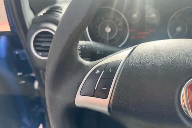 Fiat Punto (2010) thumbnail 15