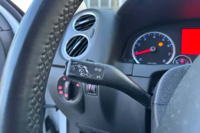 Volkswagen Tiguan (2009) thumbnail 18