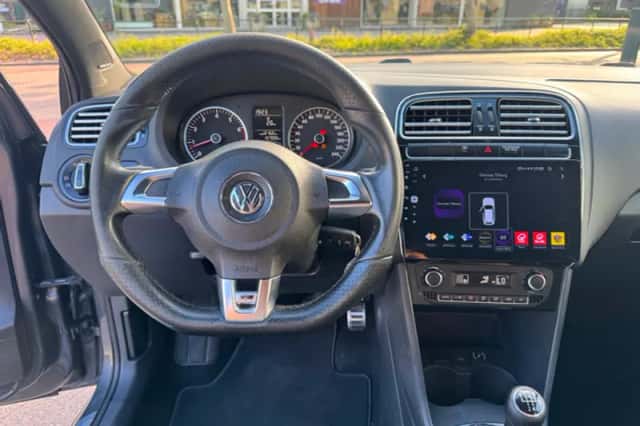 Volkswagen Polo (2013) thumbnail 15