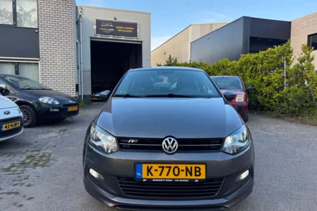Volkswagen Polo (2013) thumbnail 5