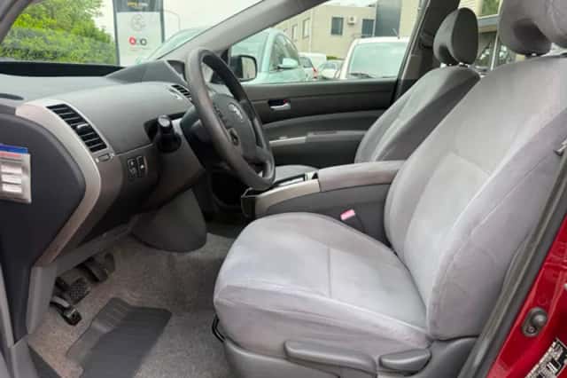 Toyota Prius (2005) thumbnail 11