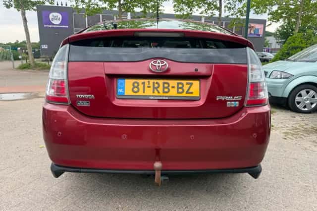 Toyota Prius (2005) thumbnail 6