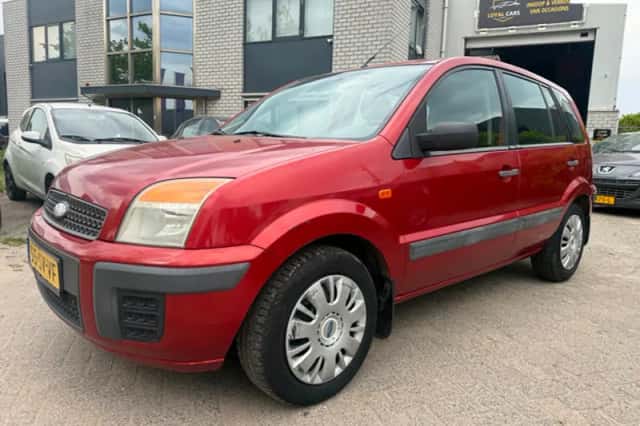 Ford Fusion (2006) thumbnail 1