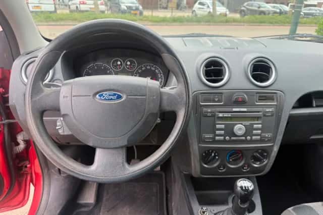 Ford Fusion (2006) thumbnail 10